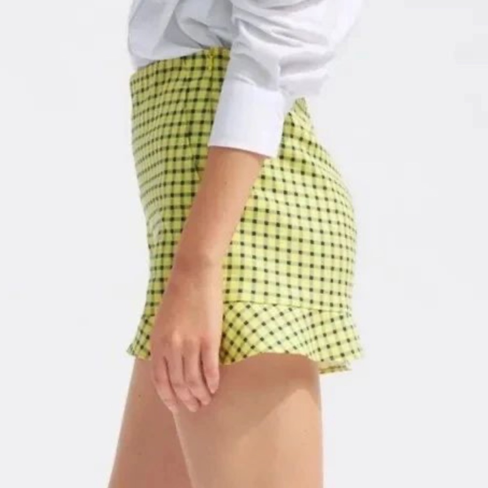 ZARA Blue Yellow Gingham Ruffled Shorts - SMALL - Picture 2 of 3